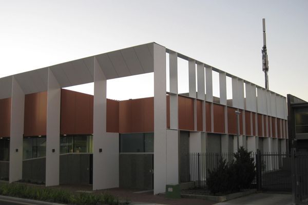 exterior view of paint job at Armidale Courthouse
