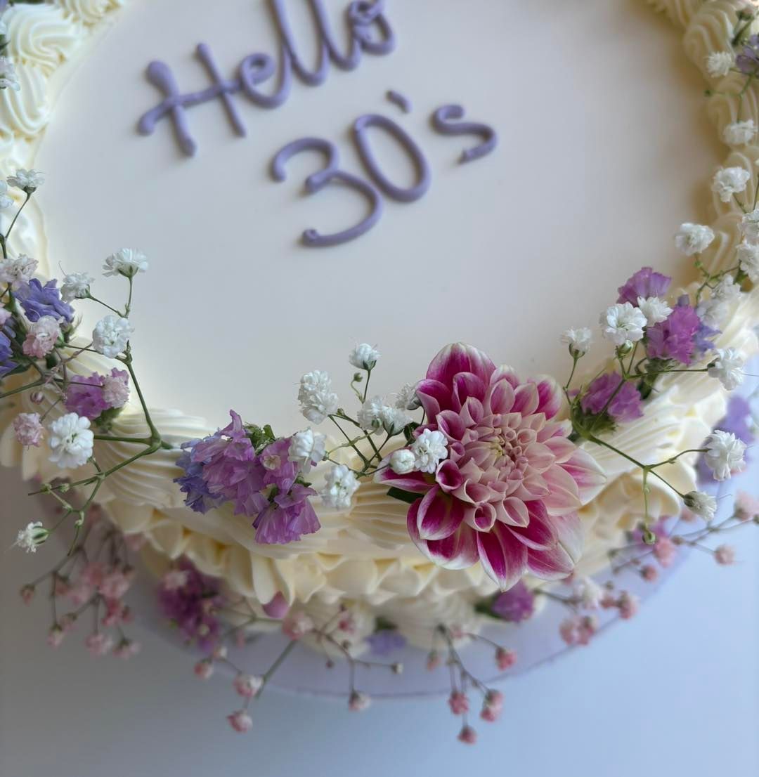 Torta decorata con la scritta