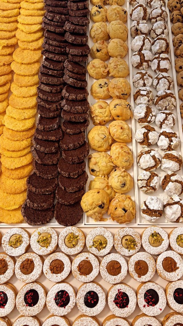 Diverse tipologie di biscotti della pasticceria secca a Torino