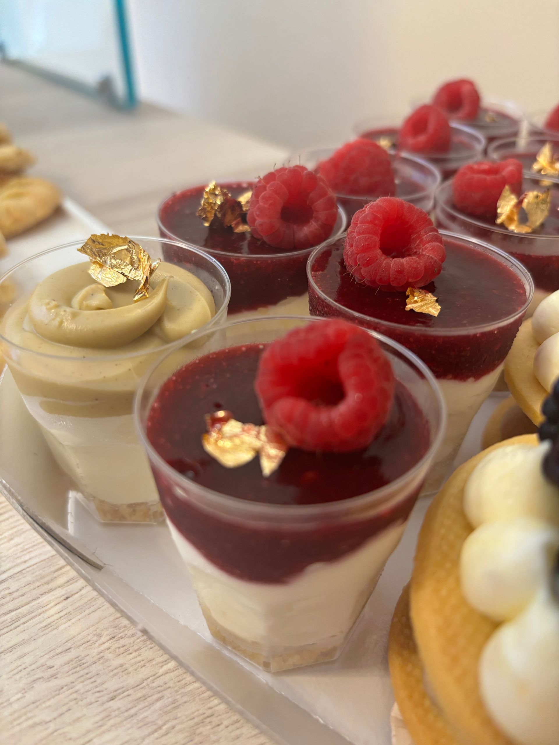 Dolci artigianali della pasticceria fresca a Torino