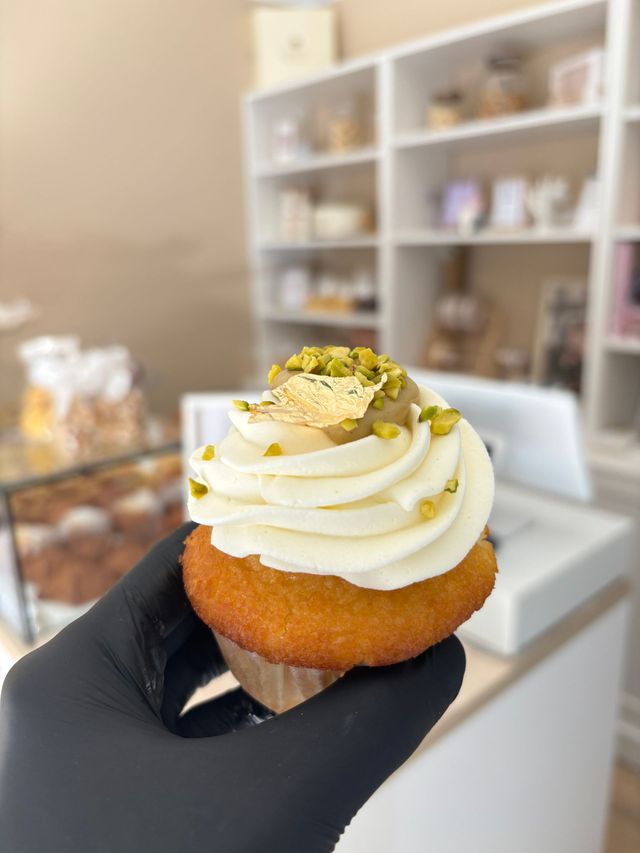 Monoporzioni di dolci artigianali della pasticceria L'Angolo dei Dolci