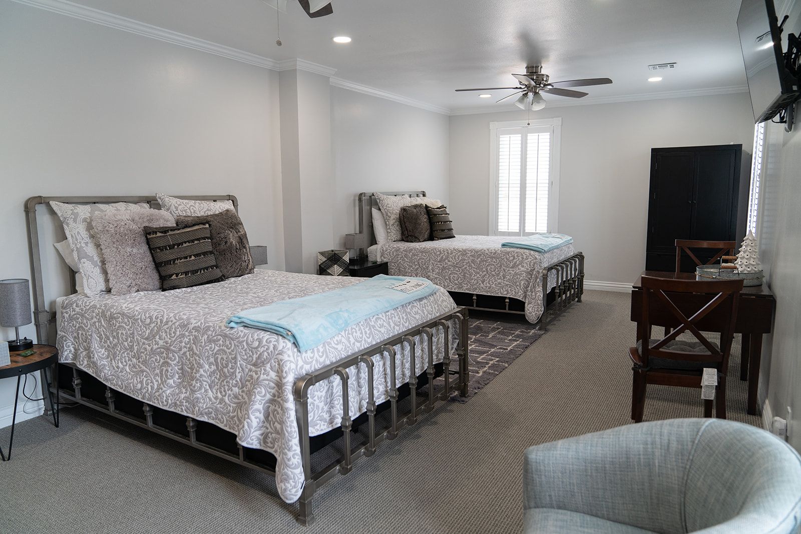 Timber Creek Room