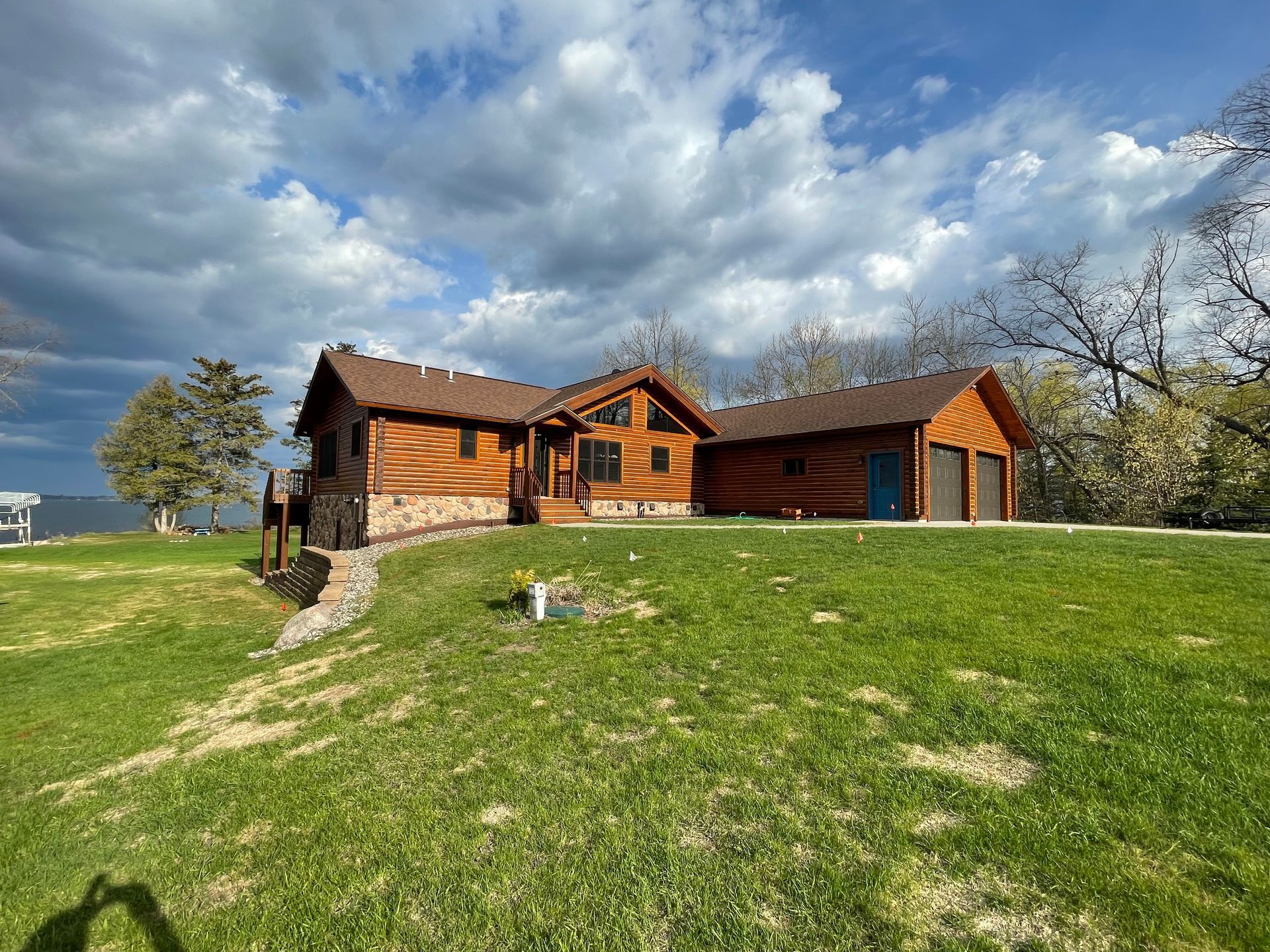 A Large Log Cabin – MN - Lifetime Staining and Log Restoration