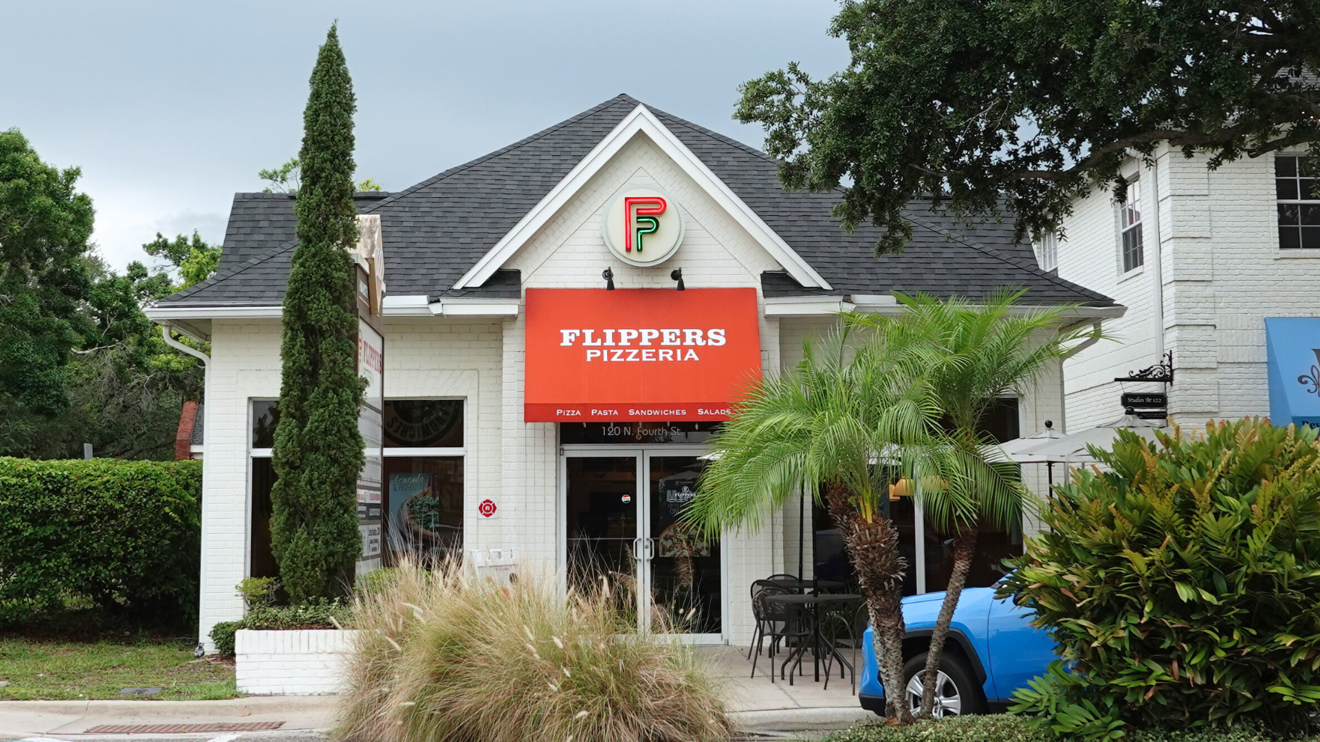 Flippers Pizza Co Lake Mary FL