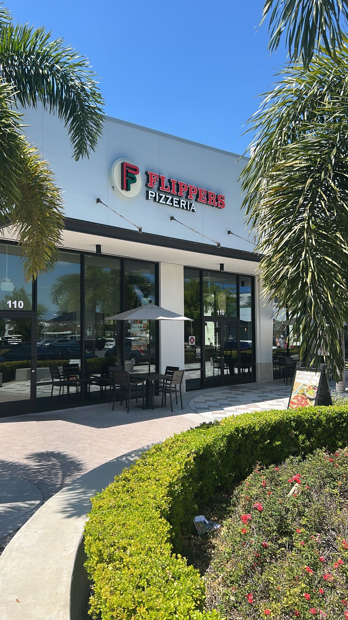 Flippers Pizza Co. Near Disney Springs 