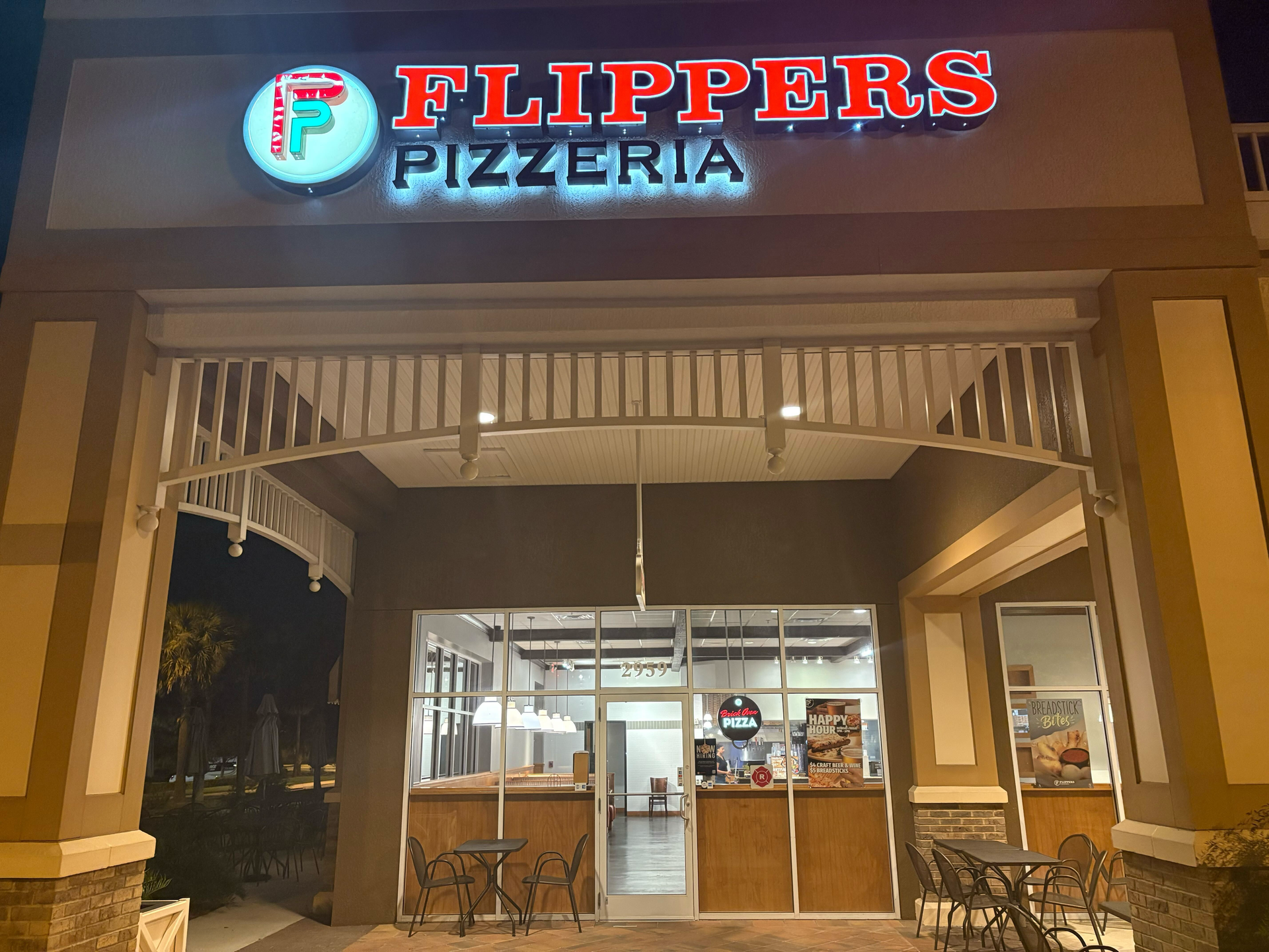 Flippers Pizza Co. in Wildwood FL