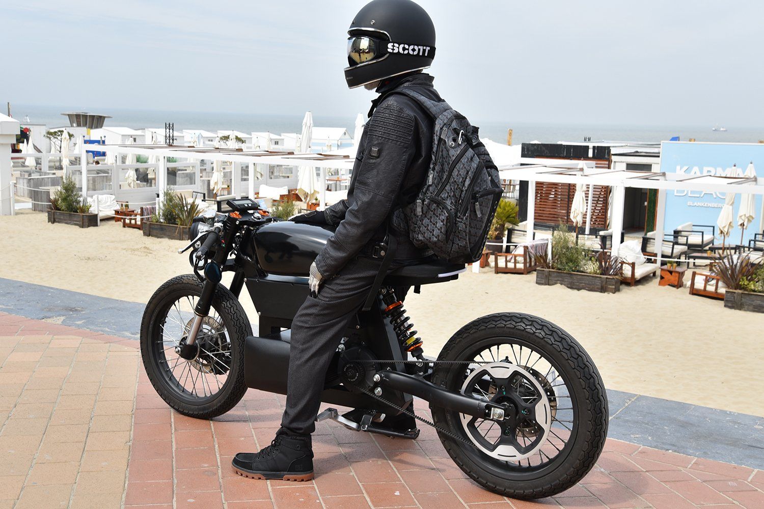 Benjamin Surain - electric custom build -