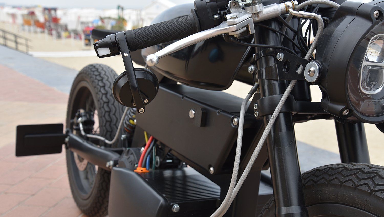 Benjamin Surain - electric custom build -
