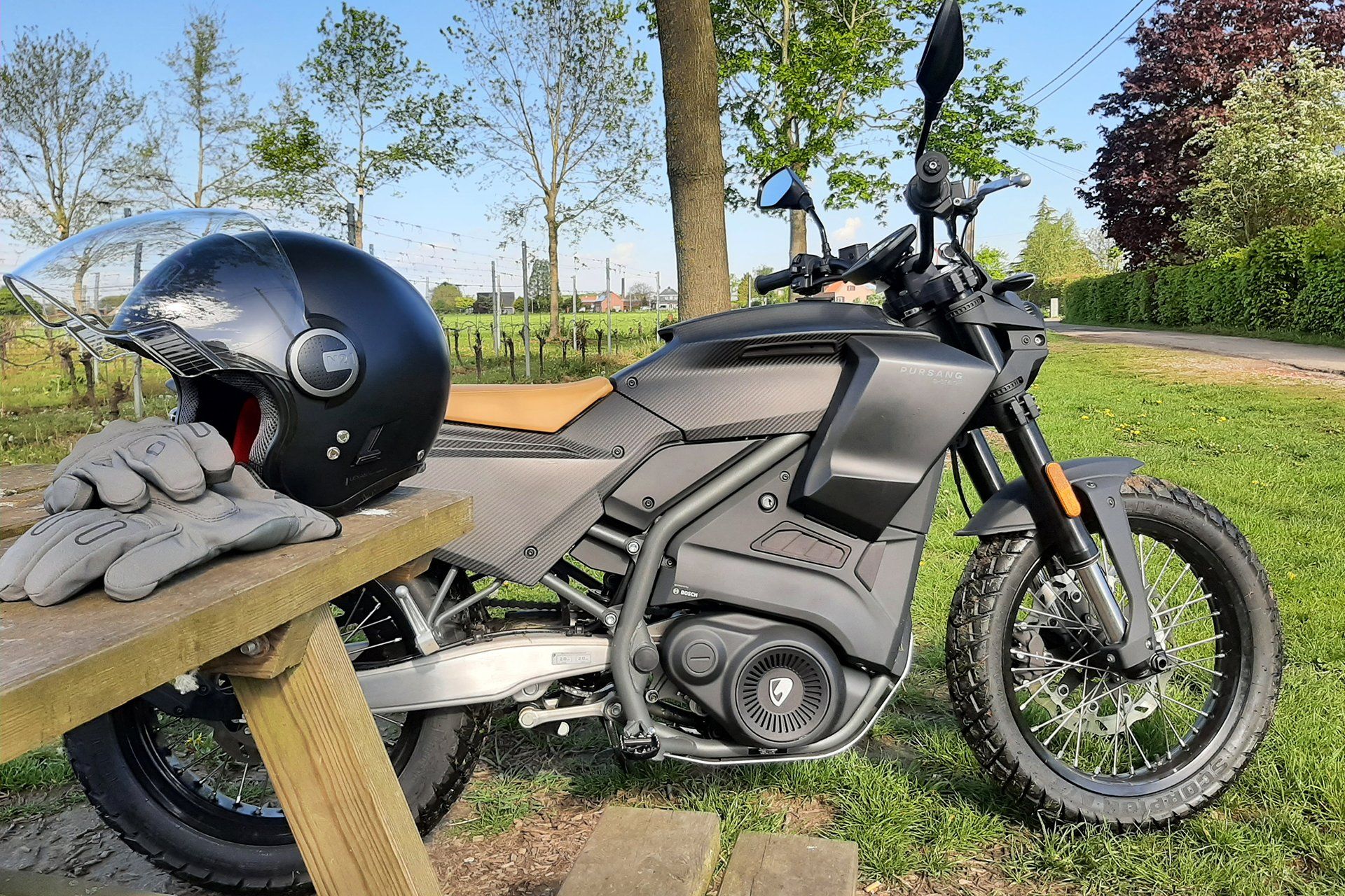 THE PACK testte de e-track van het Spaanse merk Pursang Motorcycles