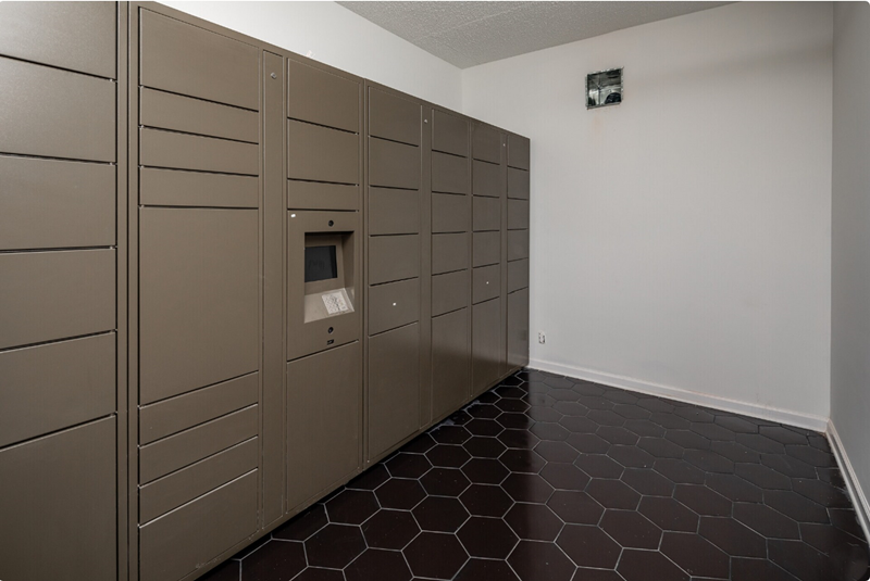 1 Bedroom Modern Apartments In Nashville, TN - Riverwalk 803 - Package Receiving Lockers.