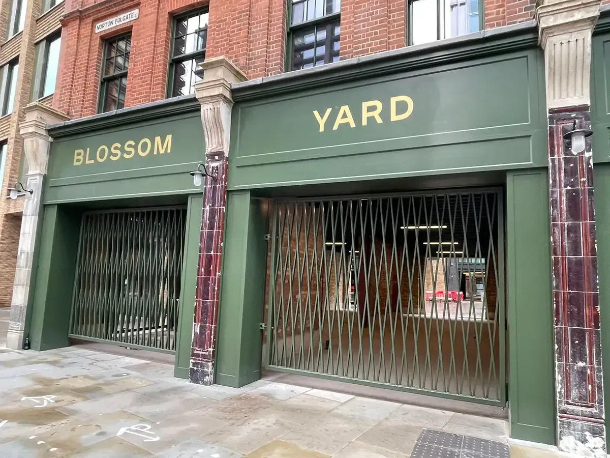 Blossom Yard signwriting