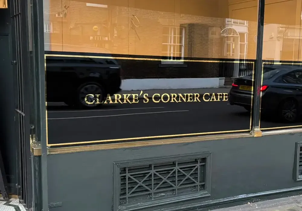 shop front gilding on glass 2