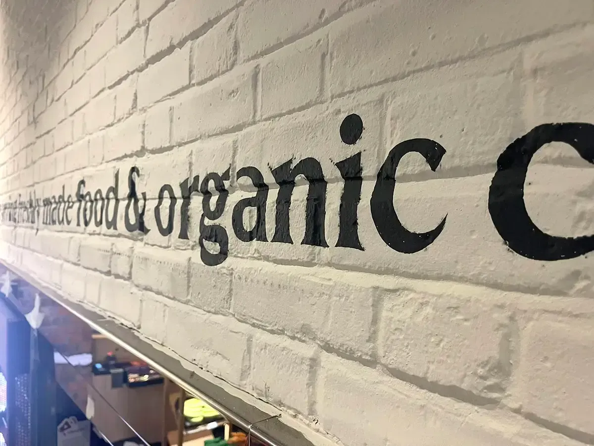 Pret a manger organic signwriting