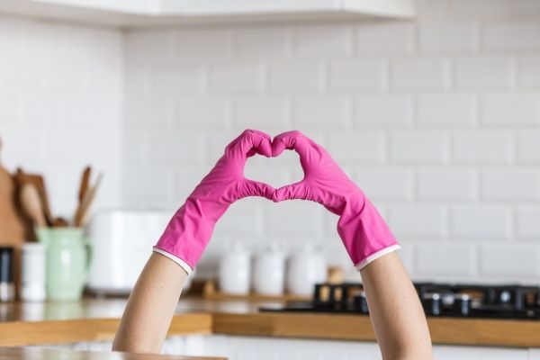 Helping Hands Cleaning Service