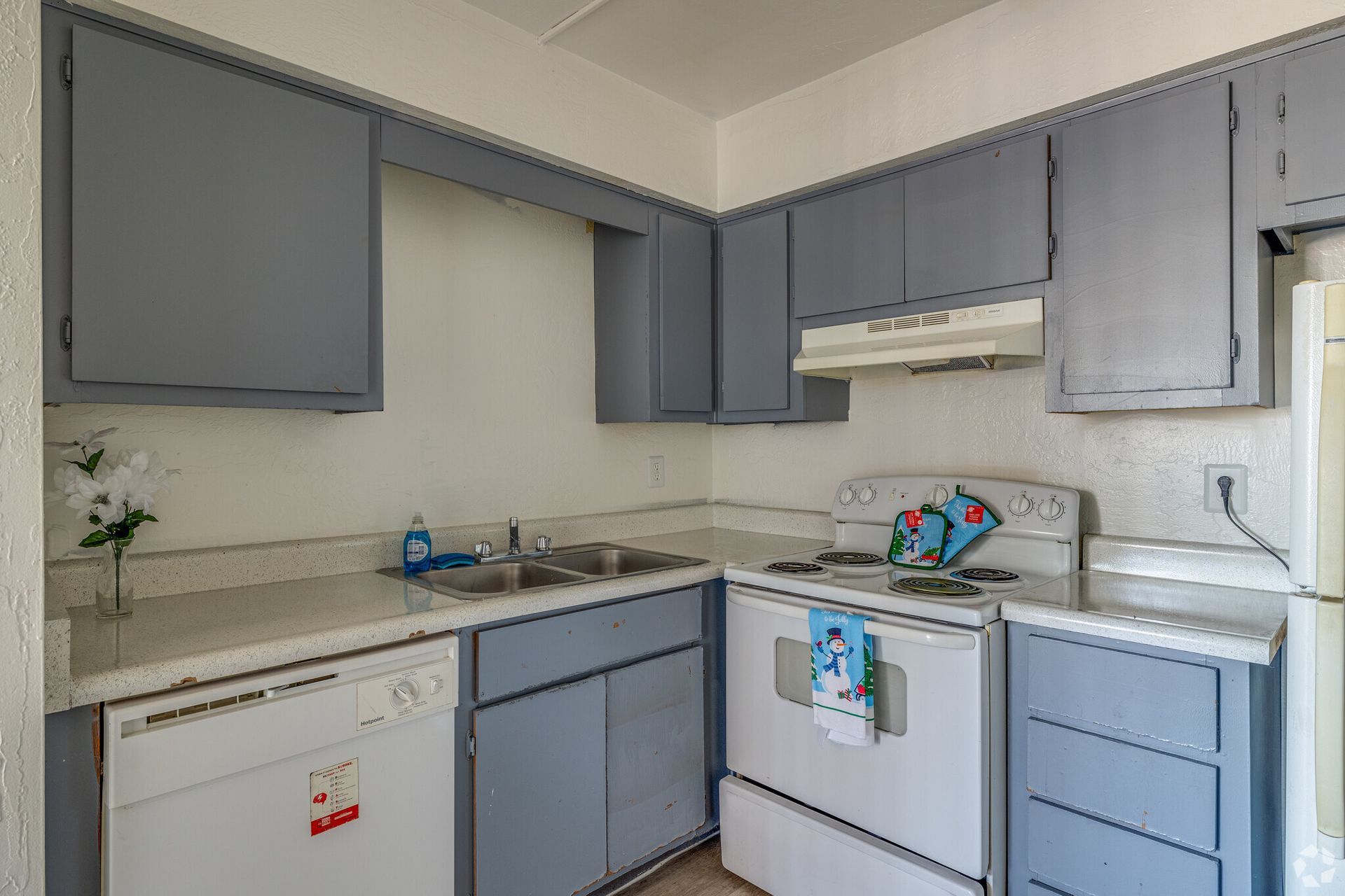 Carole Arms Apartments - Image 5