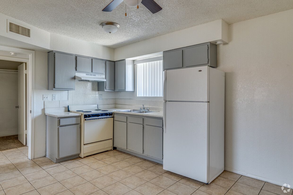 GC 3734 Apartments - Image 4