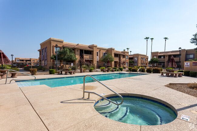 San Marina Apartments - Image 9