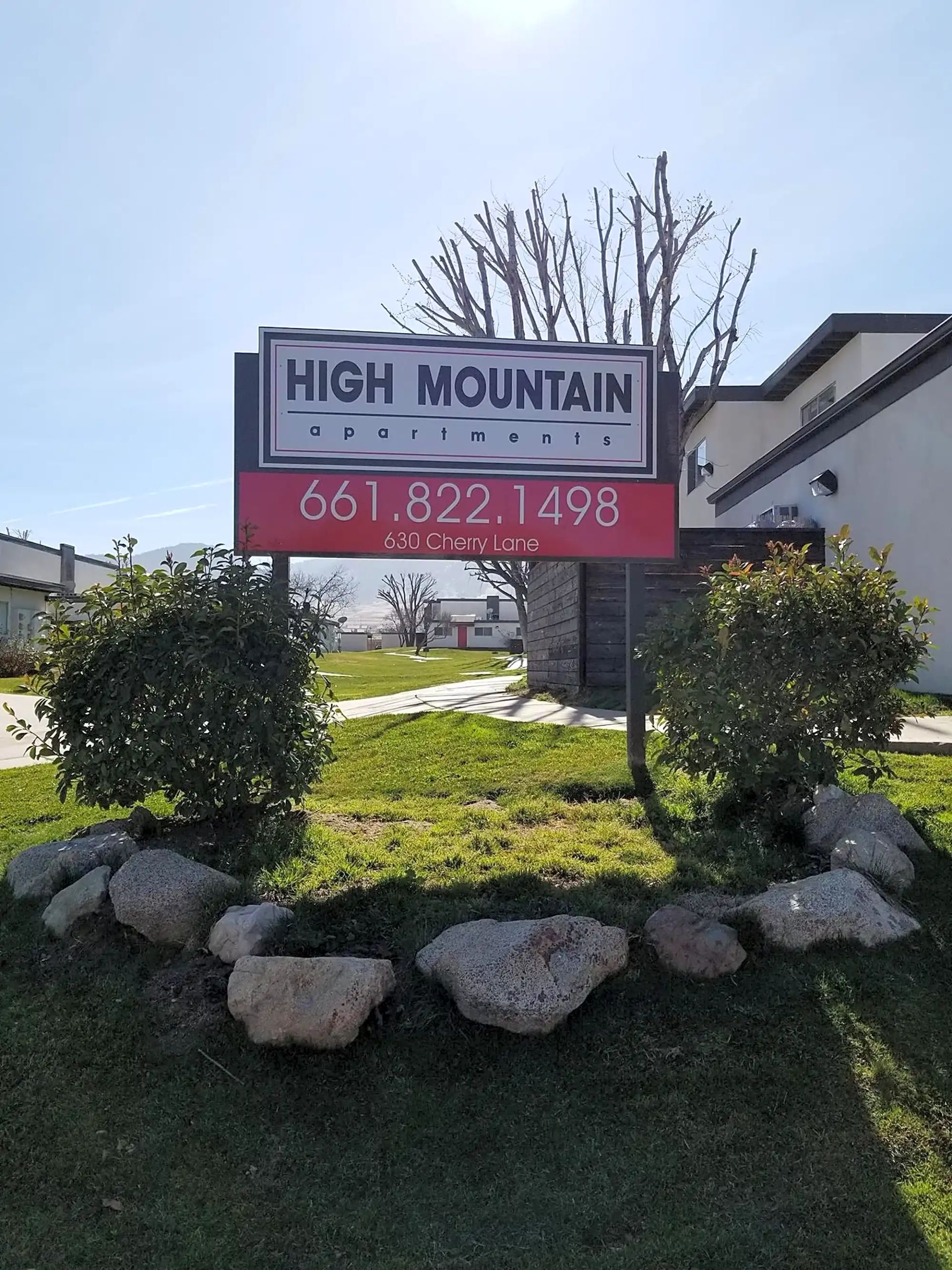 High Mountain Apartments    - Image 2