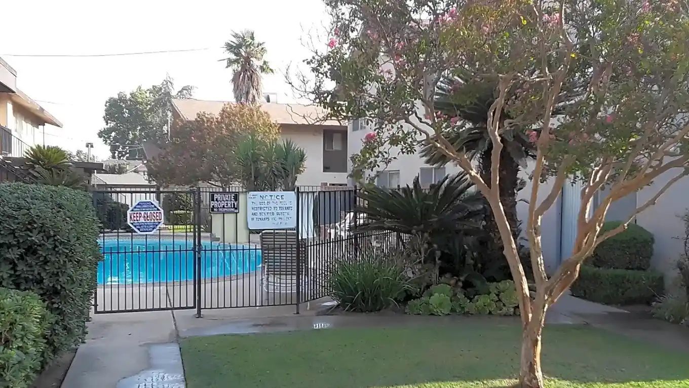 Highland View Apartments - Image 3
