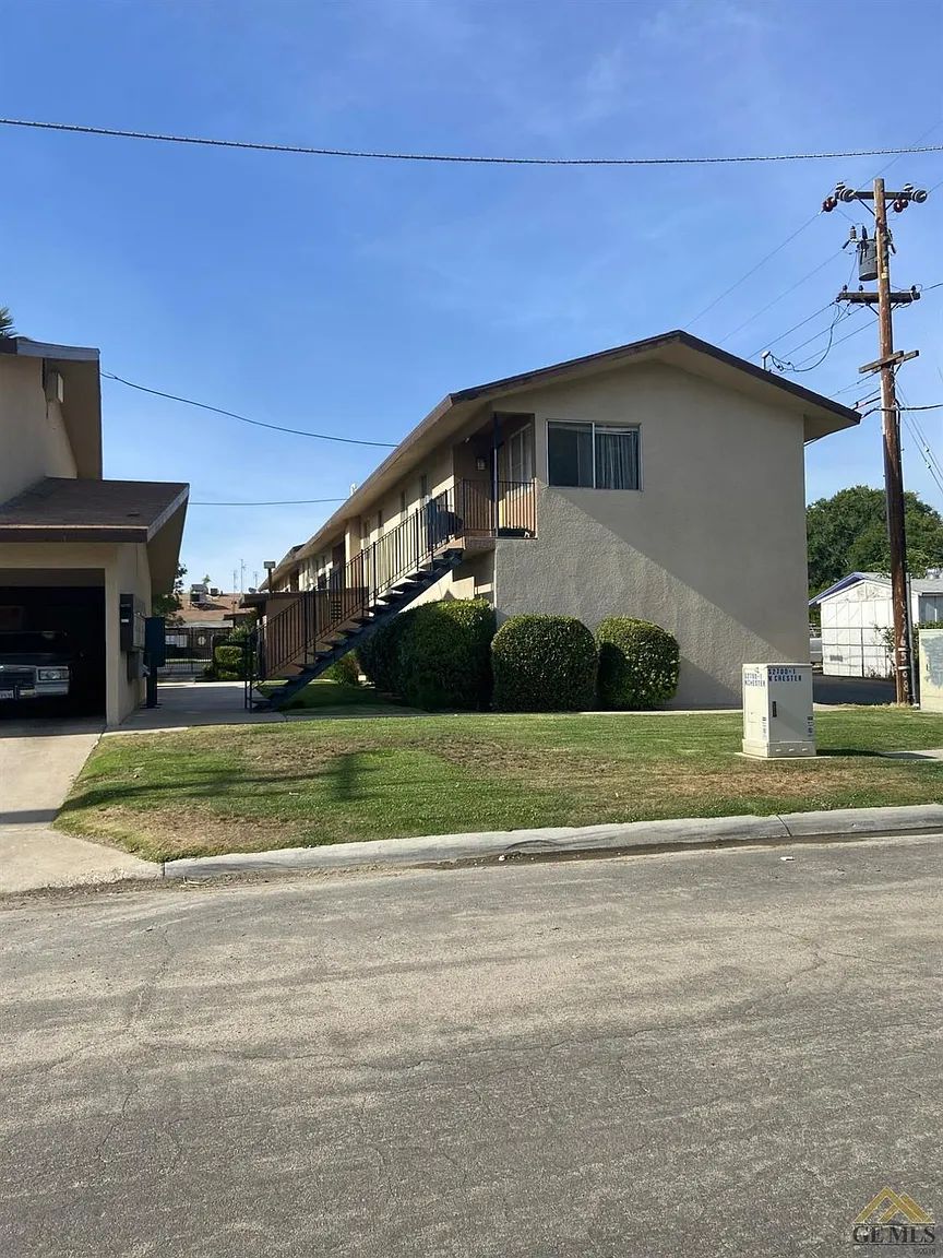 Highland View Apartments - Image 4