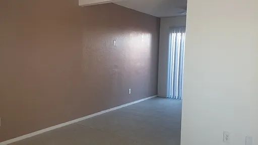 Jade Apartments - Image 2