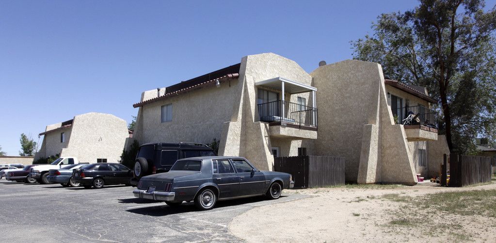 Larkspur Apartments - Image 1