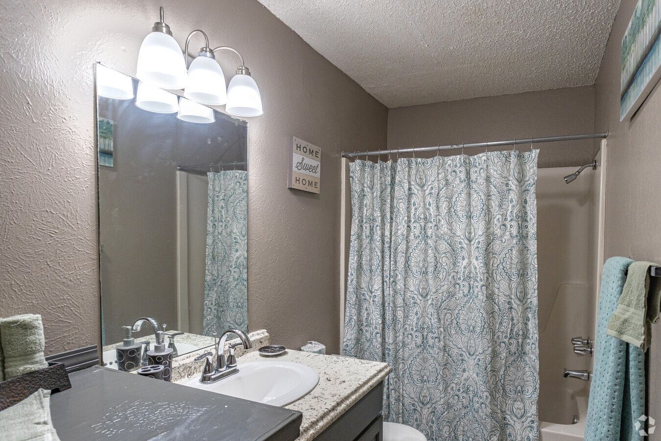 Avendale Pointe Apartments - Image 5