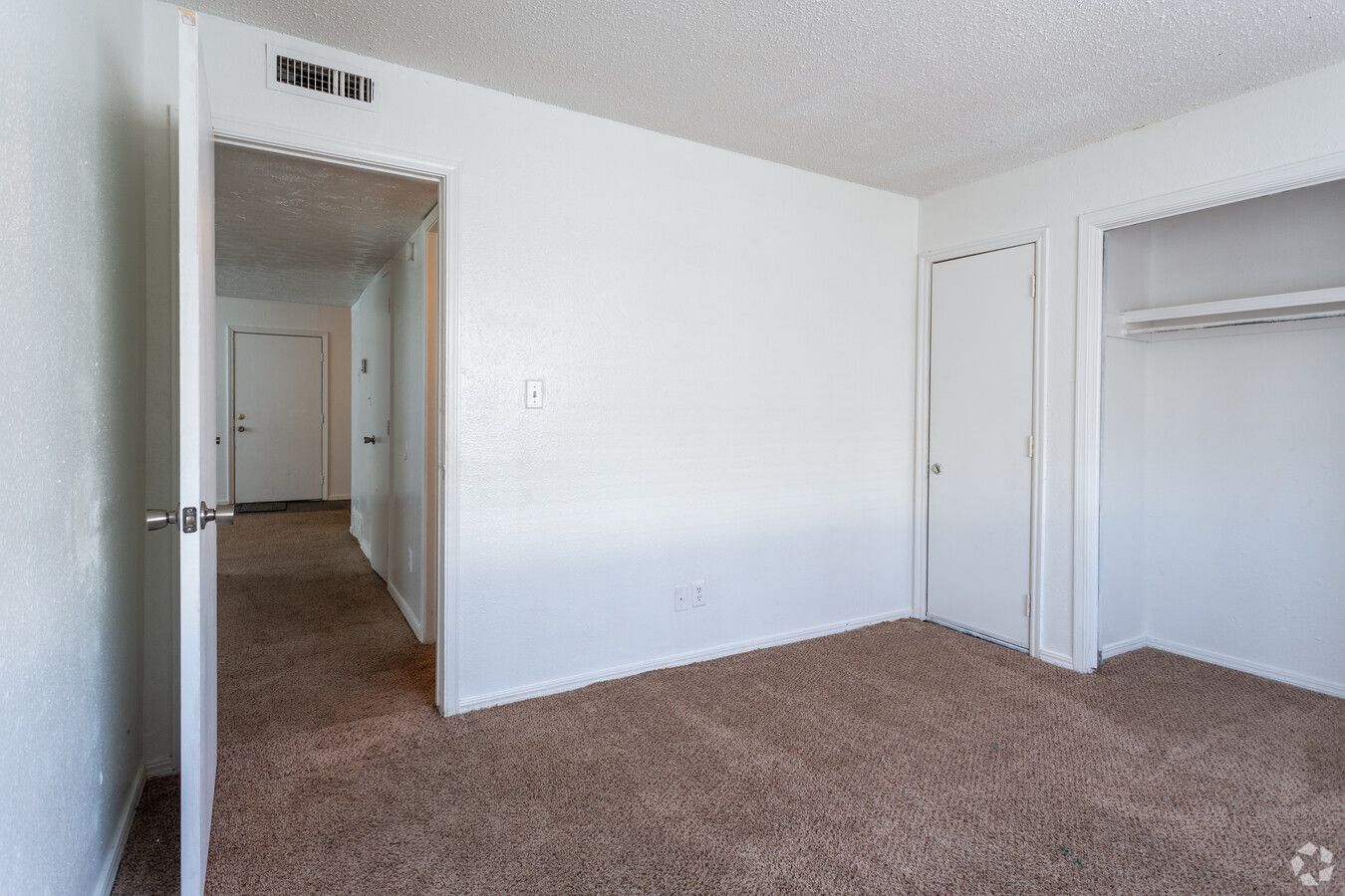 Sandpiper Apartments - Image 3
