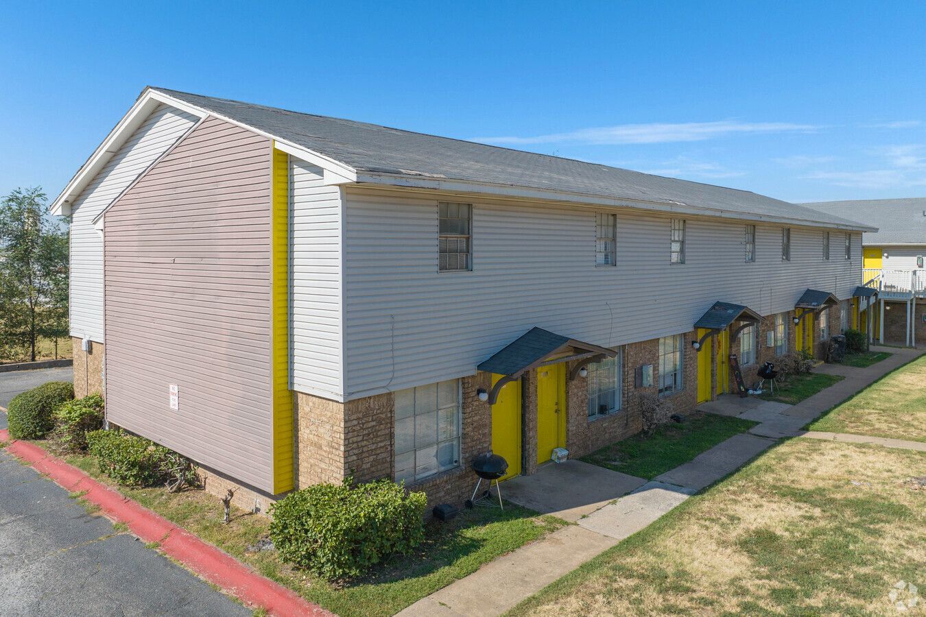 The Apex Apartments - Image 5