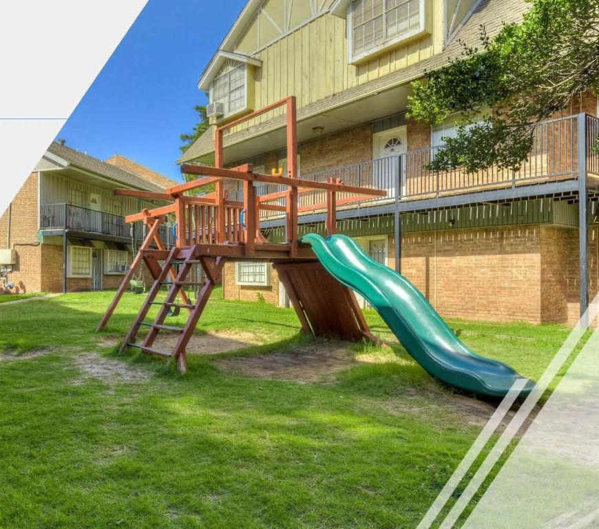 The Pines Apartments - Image 8