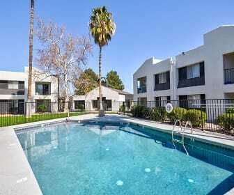 The Quails Apartments - Image 1