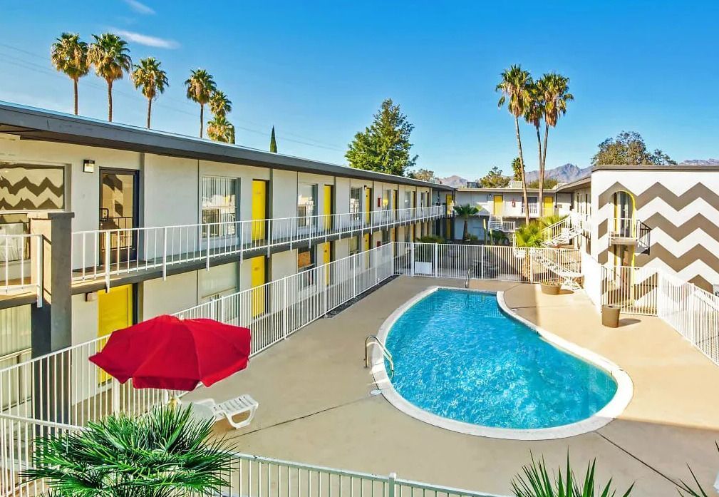 The Retro Apartments - Image 1
