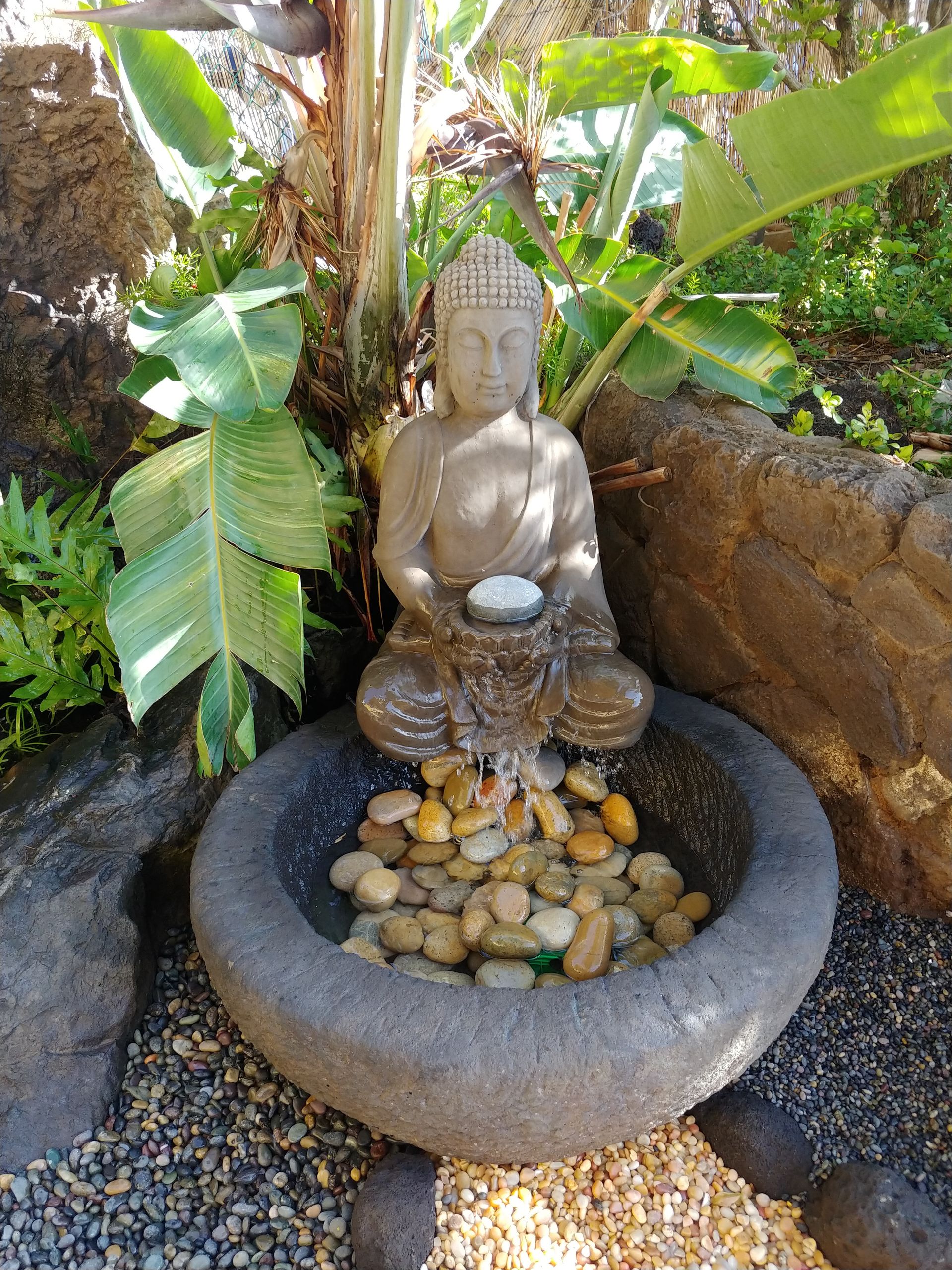 Landscaping Wholesale Waimanalo, HI Big Rock Garden