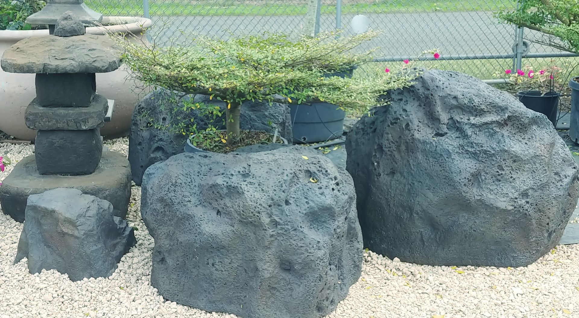 Landscaping Stones Waimanalo, HI Big Rock Garden