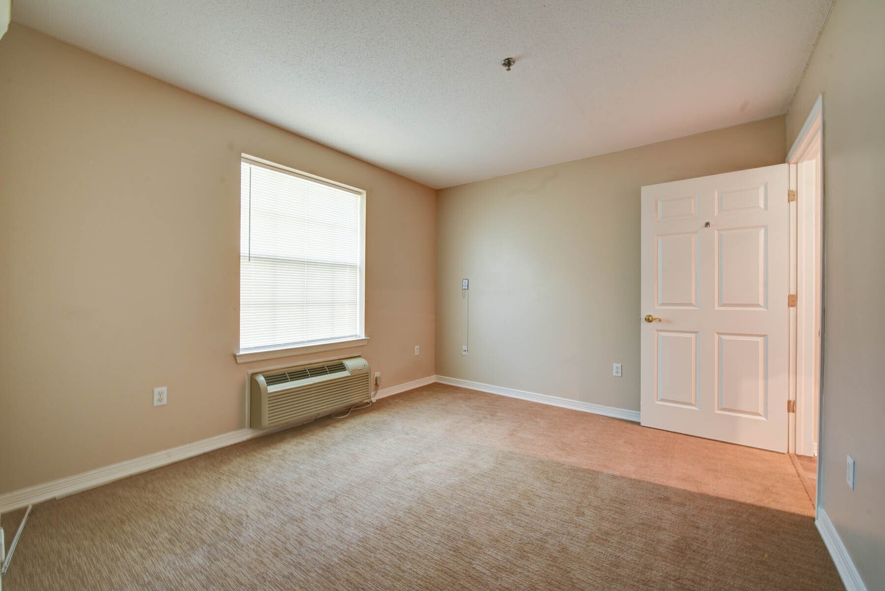 Senior Living Community Lifestyle Gallery New Orleans, LA Ville Ste