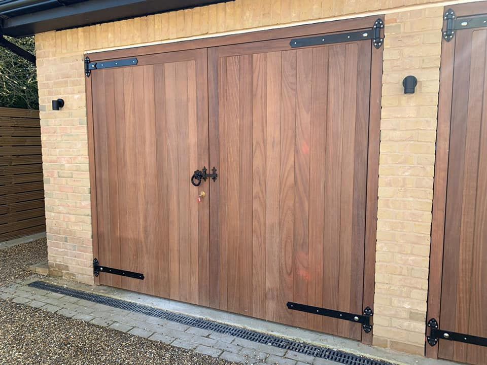 Garage Doors 12