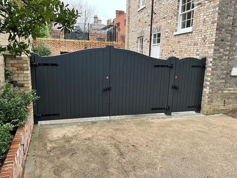 Needham gate 12
