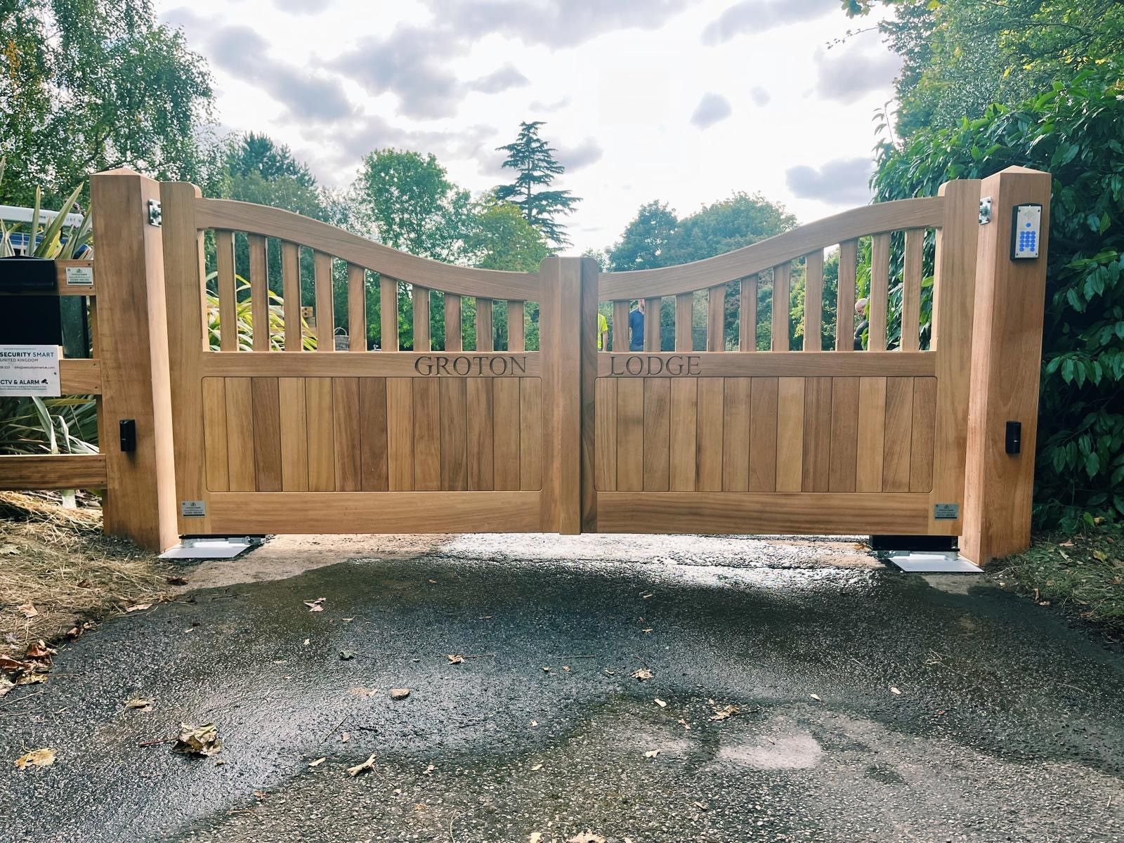 St. Edmundsbury Gate Range 8