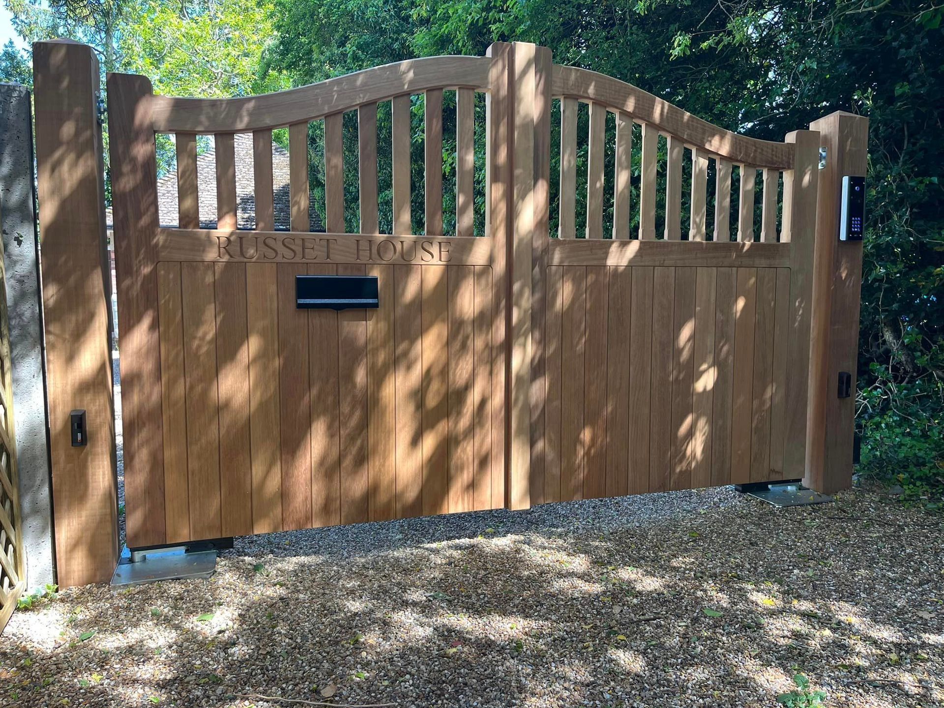 Making the Right Choice: Oak or Iroko Hardwood for Your Driveway Gate?