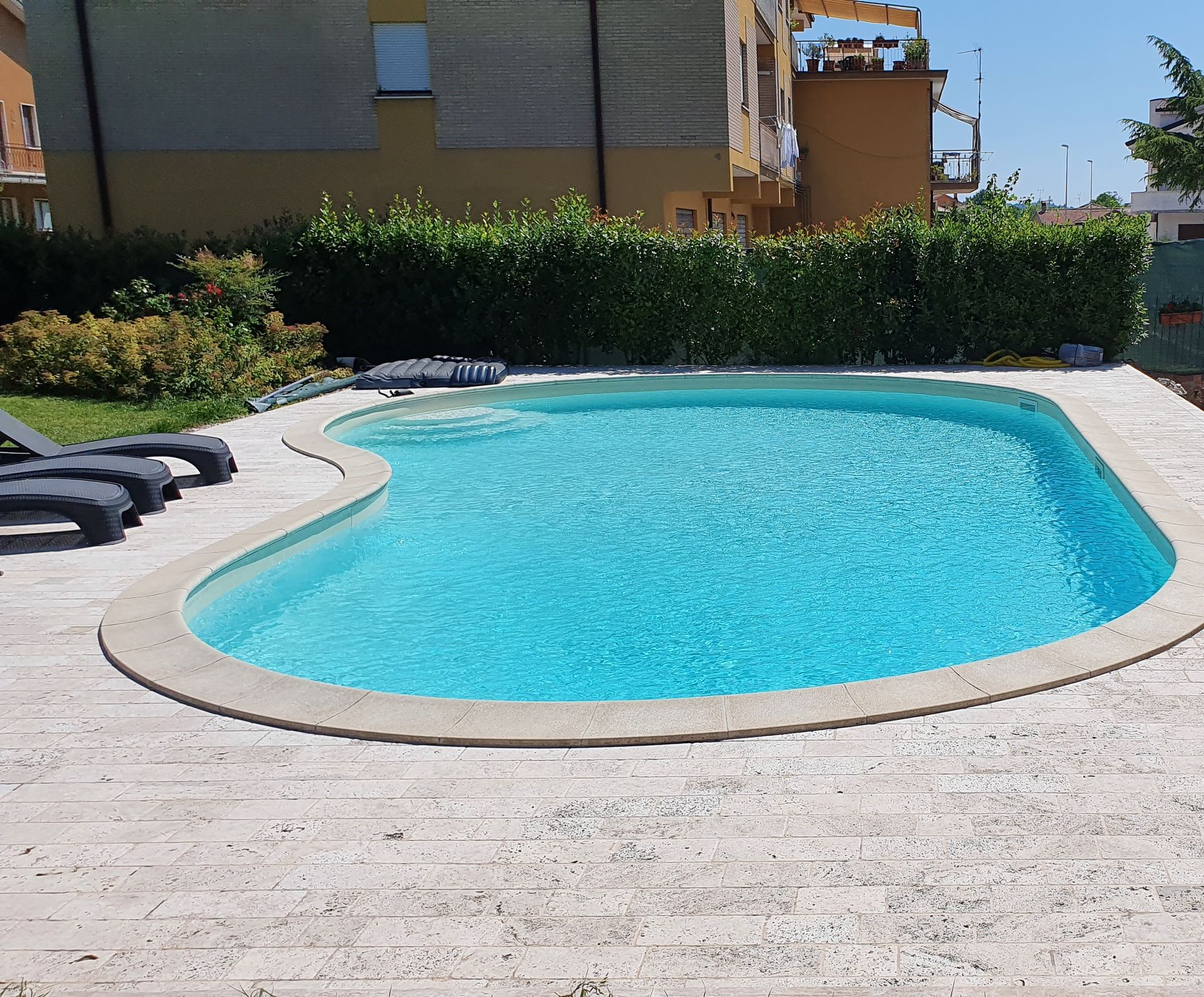 Piscina 7 - International Pietre