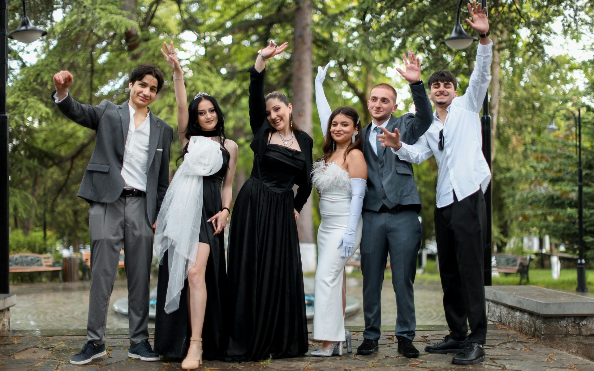 Prom setting