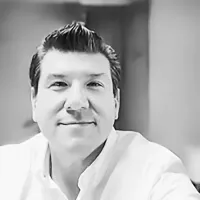 R Benefits Dominic Rodriguez - Advisor