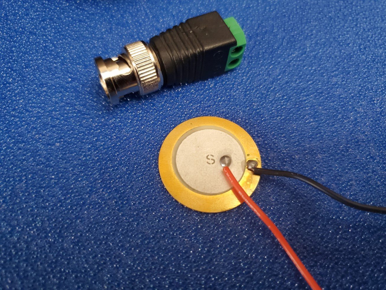 Piezo Shock Show 9 Why do piezo benders generate so much voltage?