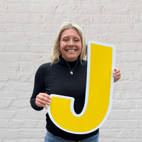 Jen Hoiska Owner of Sunrise Signs