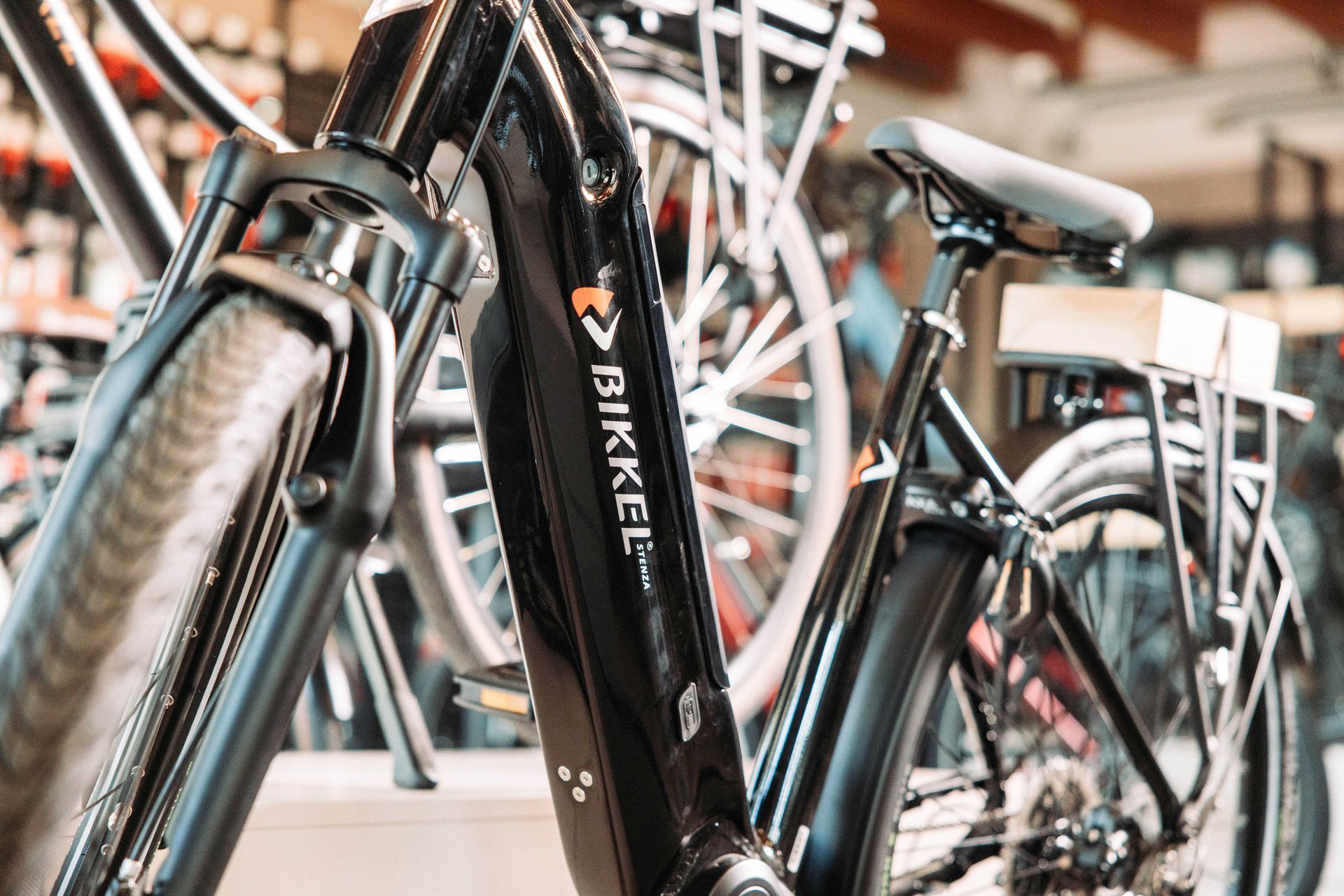 Store24 Bikkel fietsen detail logo