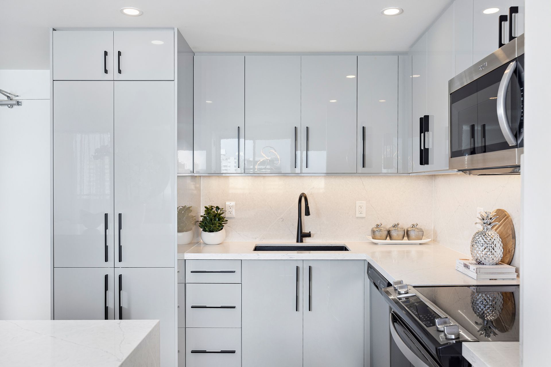 Suites | Newly Renovated