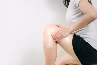 Pain in women leg