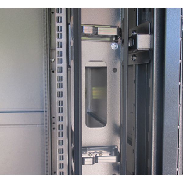 Rack Fechado 19 Nazda 44U x 800 x 800mm Para Piso Preto