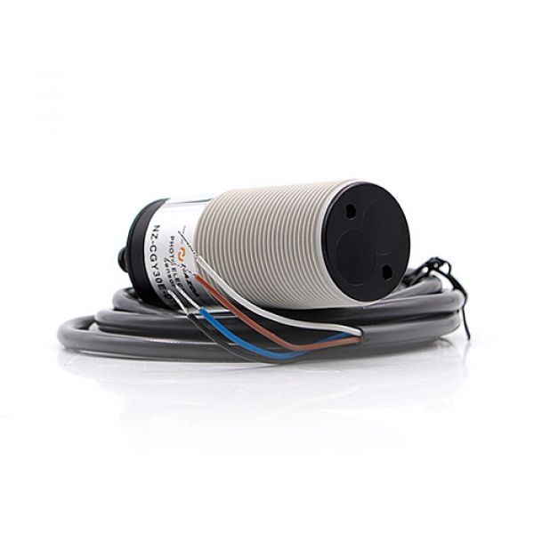 Sensor Fotoelétrico Nazda NZ-CGY30E-D70PC 30mm² Distância Sensora 70cm Difuso Ajustável Cabo PNP NO+NC