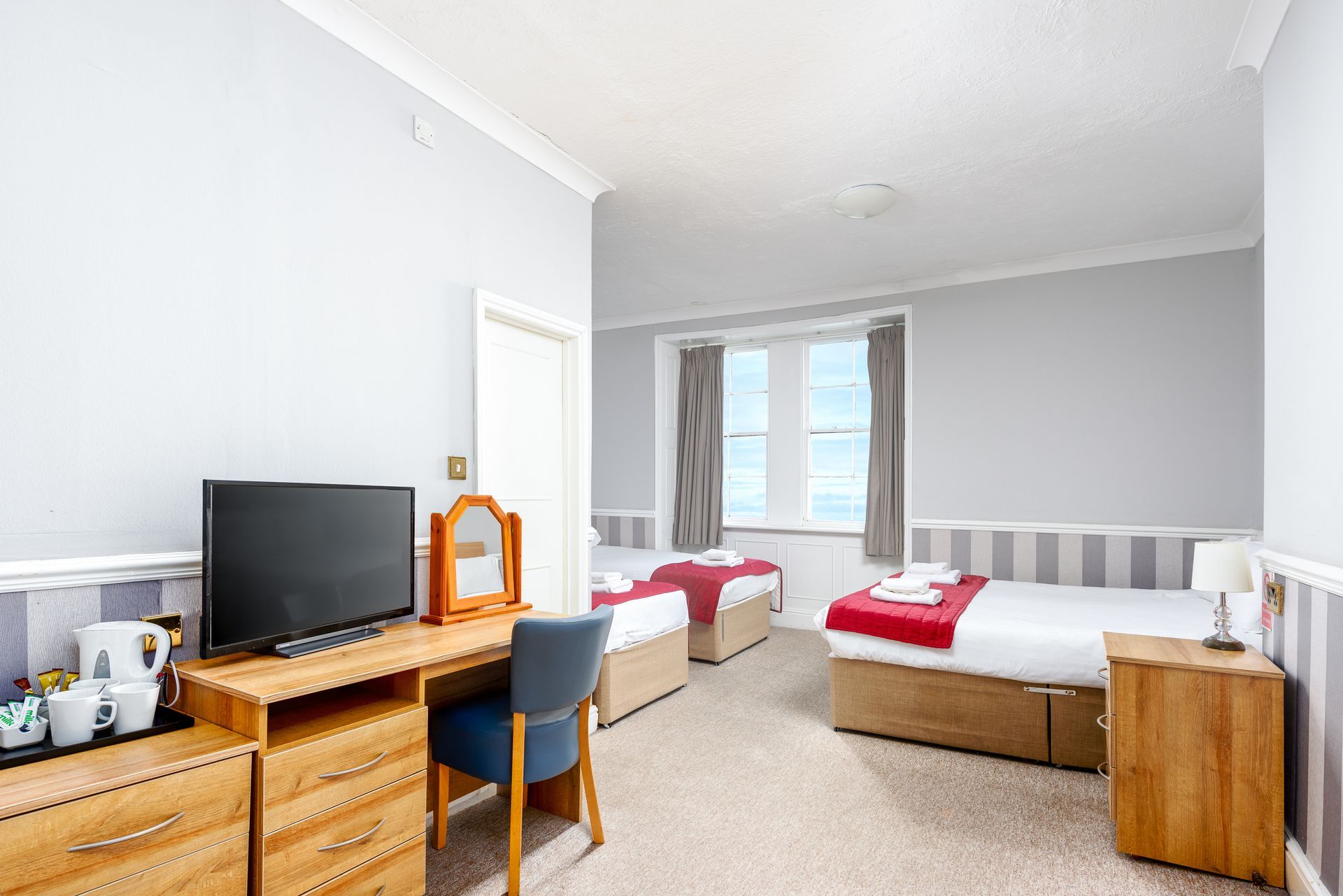 Family Room with Seaview at the Hotel Prince Regent in Weymouth
